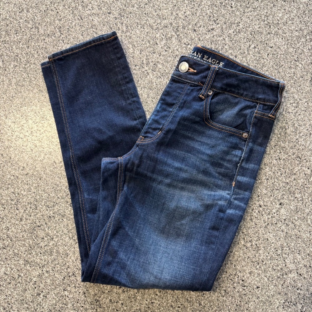 American Eagle Jeans 4 Regular 27x28 Mid Rise Relaxed Button Fly Stretch